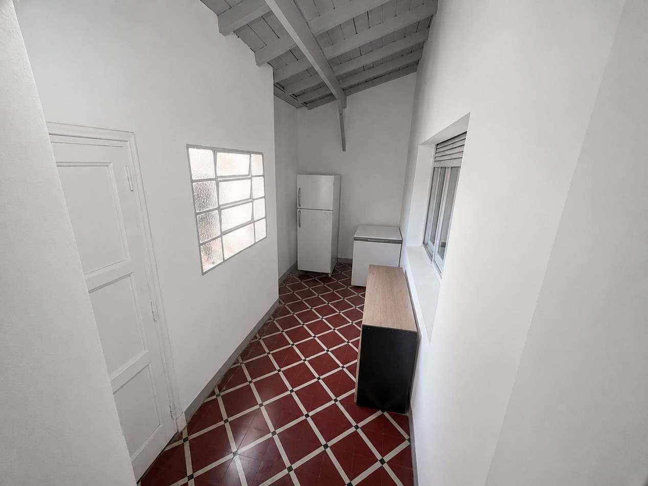 Importante Chalet sobre Av. Favaloro, Balcarce