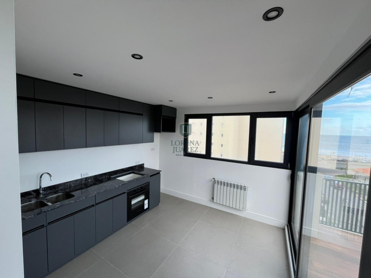 Vendemos excelente duplex en Constitucion